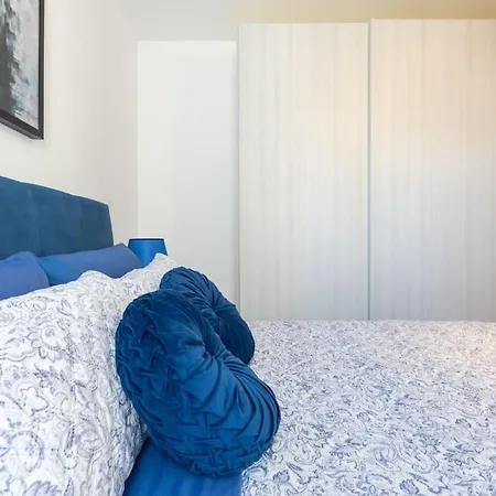 ***lovely Azure Apartment*** Appartement St. Paul's Bay
