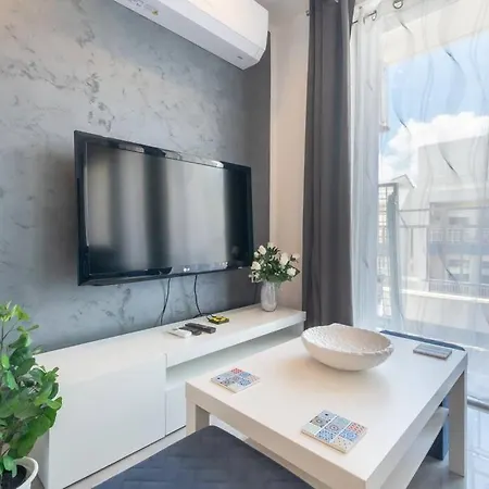 ***lovely Azure Apartment*** * St. Paul's Bay