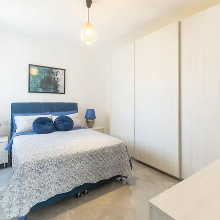 Lägenhet ***lovely Azure Apartment***
