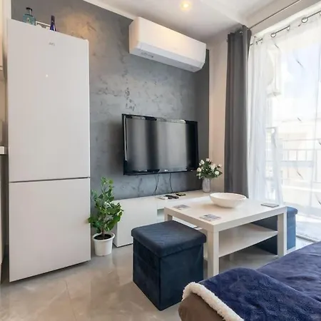 ***lovely Azure Apartment*** * St. Paul's Bay